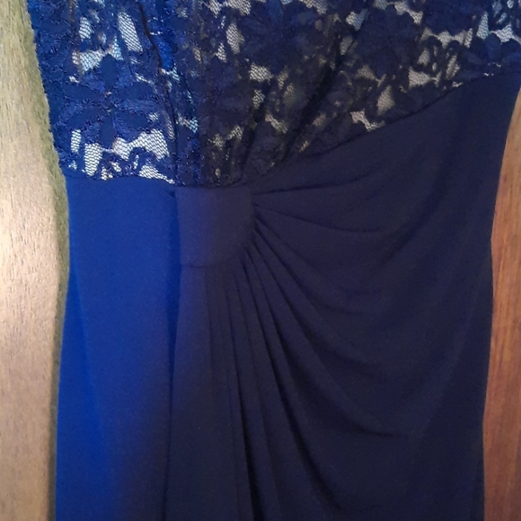 Blue and Tan Lace Top Dress - Picture 4 of 5